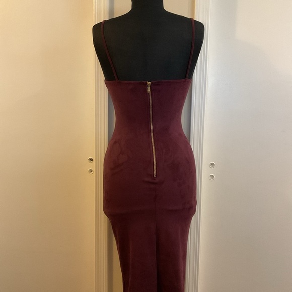 🌹 Purple Velvet Bodycon Dress - Picture 5 of 7